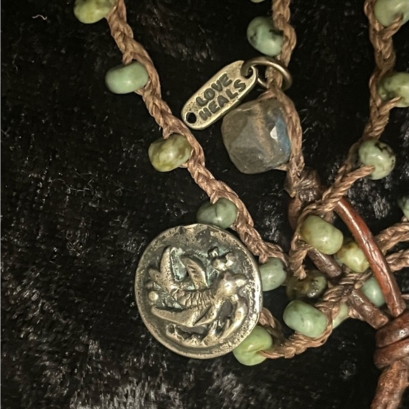 Turquoise Stone Wrap - Picture 3 of 4